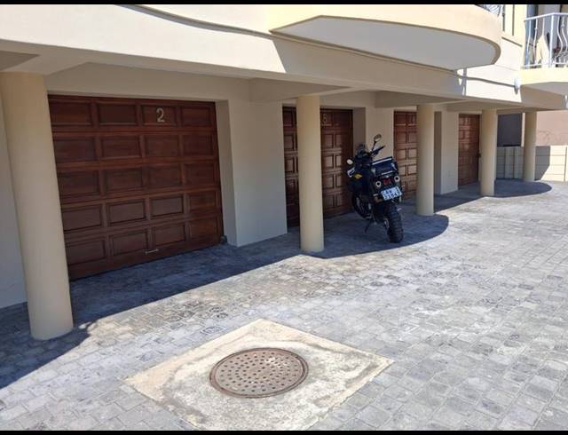 2 BEDROOM APARTMENT FOR SALE IN GEORGE CENTRAL